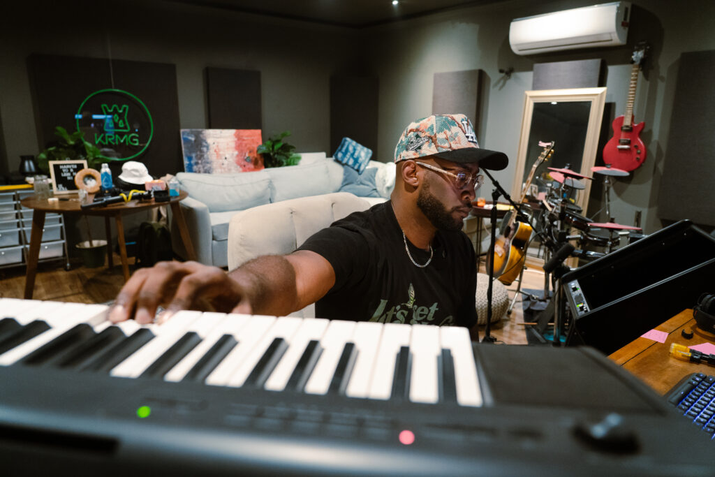 Man playing keyboard